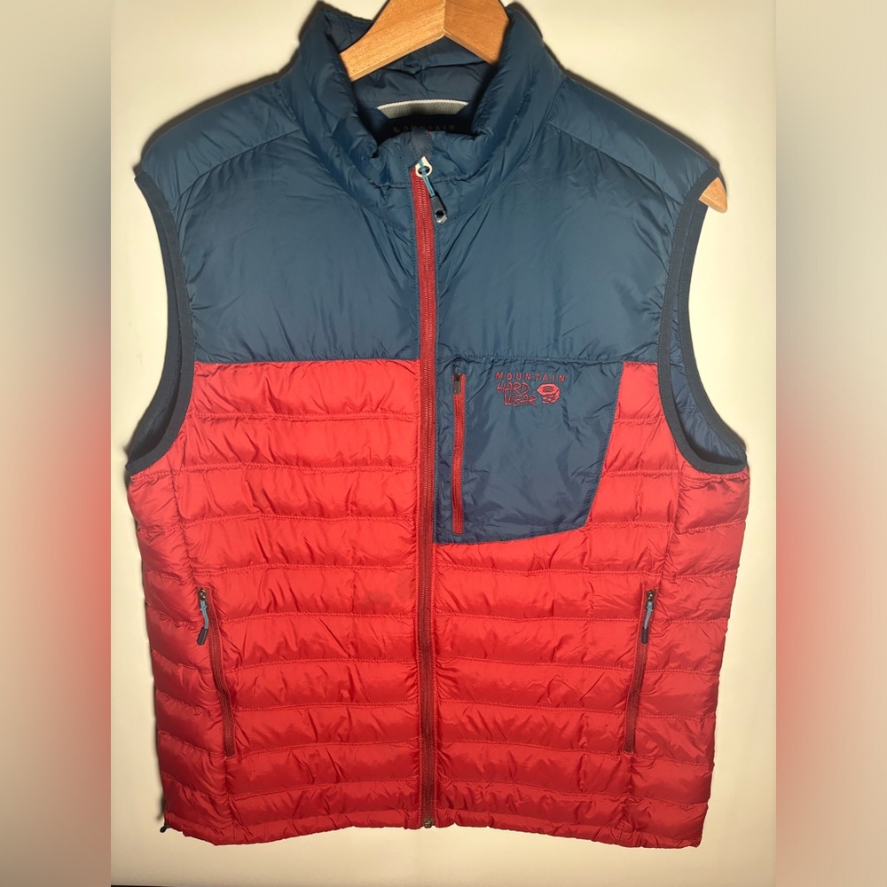 Mountain Hardwear Blue and Red Men's Insulated Puffer Vest #100